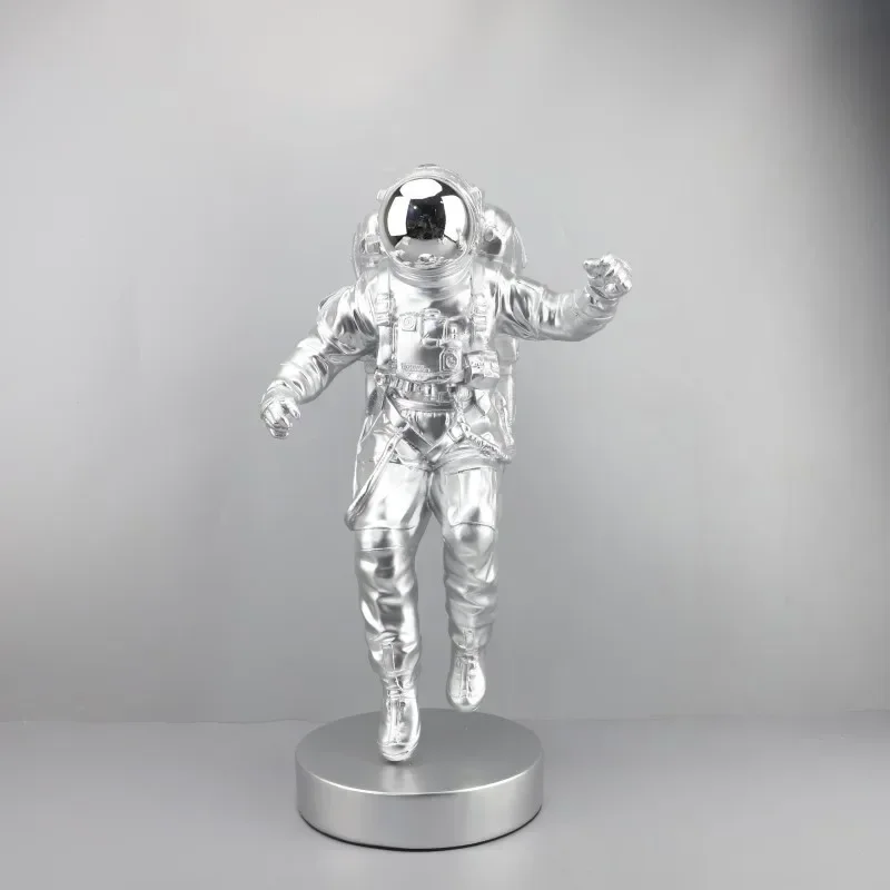 Low Gravity Strolling Astronauts Character Statue Desk Decoration Ornaments Silver Cosmonaut Figures Sculpture Resin Crafts