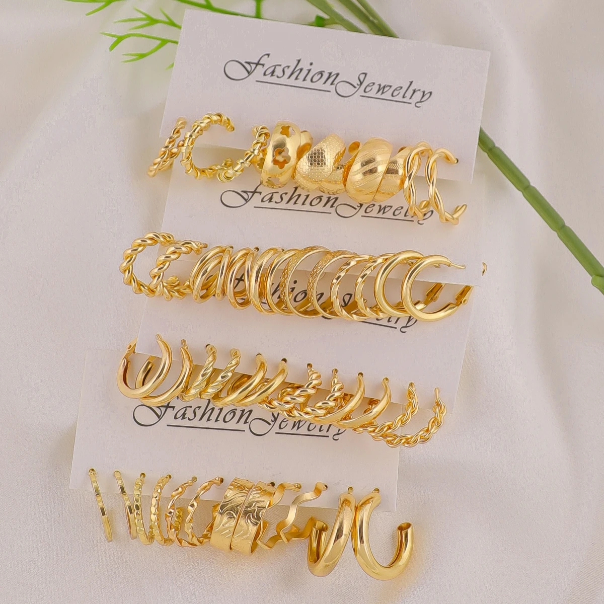 48 قطعة أقراط دائرية ذهبية أنيقة وأنيقة للنساء، نمط مثير عتيق، متعددة الاستخدامات لإكسسوارات المجوهرات اليومية أو المواعدة #2