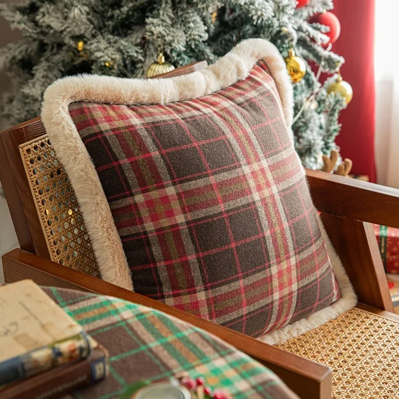 American Christmas Plaid Pillow Cover Faux Rabbit Fur Edge Winter Decorative Cushion Case Sofa Living Room Festive Holiday Throw