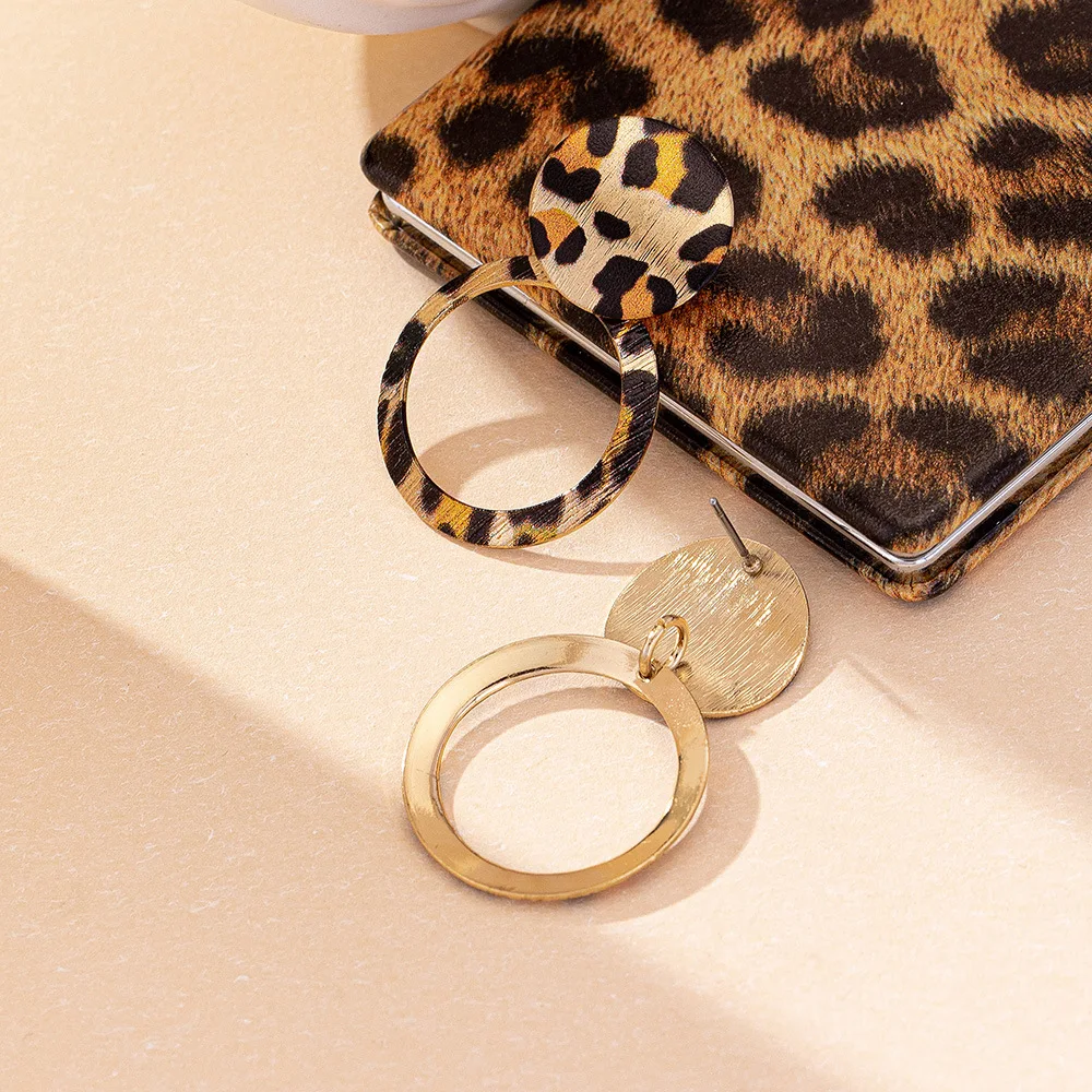 Stud Earrings For Women Exaggerated Leopard Print Circle Geometric Ear Accessories Holiday Gift Party Fashion Jewelry DE093