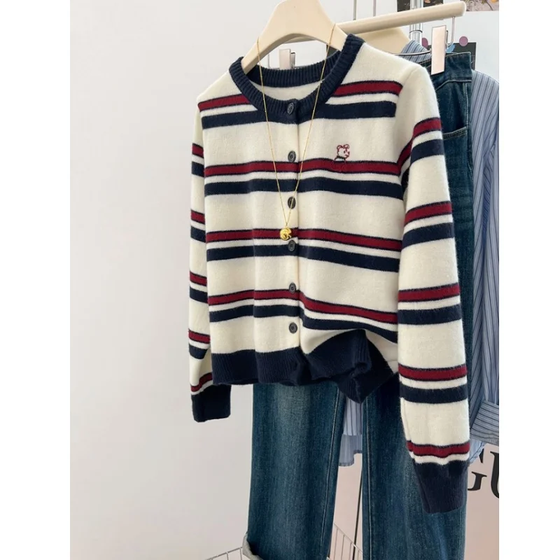 

Полосатый цветной блуз с вышивкой, вязаный открытый кардиган, женский осенний элитный свободный крой, мягкий уютный ор-свитер, топ-джат