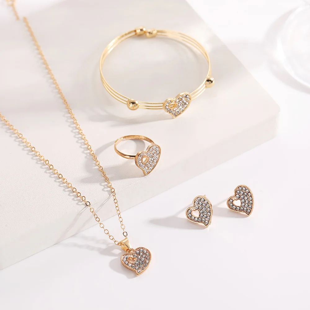 4pcs Elegant Vintage Jewelry Set for Women Golden Butterfly Necklace Shiny Crystal Choker Bridal Wedding Earrings Party