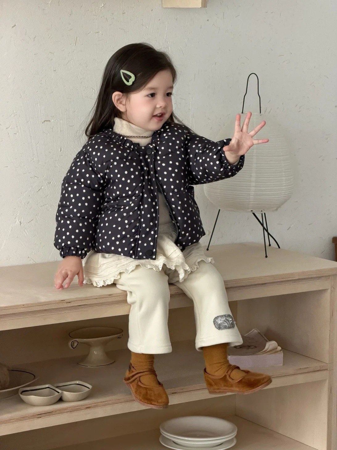 2025 شتاء جديد طفل طويل الأكمام معطف دافئ زائد المخملية سميكة الرضع فتاة القطن وسادة مبطنة طفل الكرتون البولكا نقطة معطف