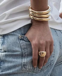 Vintage Stainless Steel Smooth Thick Bracelets For Woman Bangles Golden Love Wedding Feminina Luxury Jewellery Gifts
