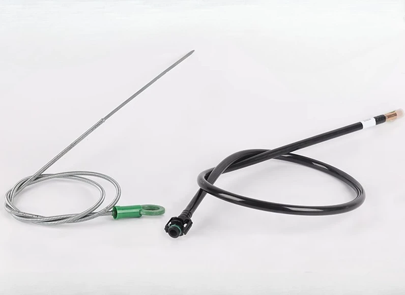 

1PC Adapted to heavy truck MAN engine oil dipstick casing original car parts Howo T7 Shandeka C7H Steyr Haohan T5G