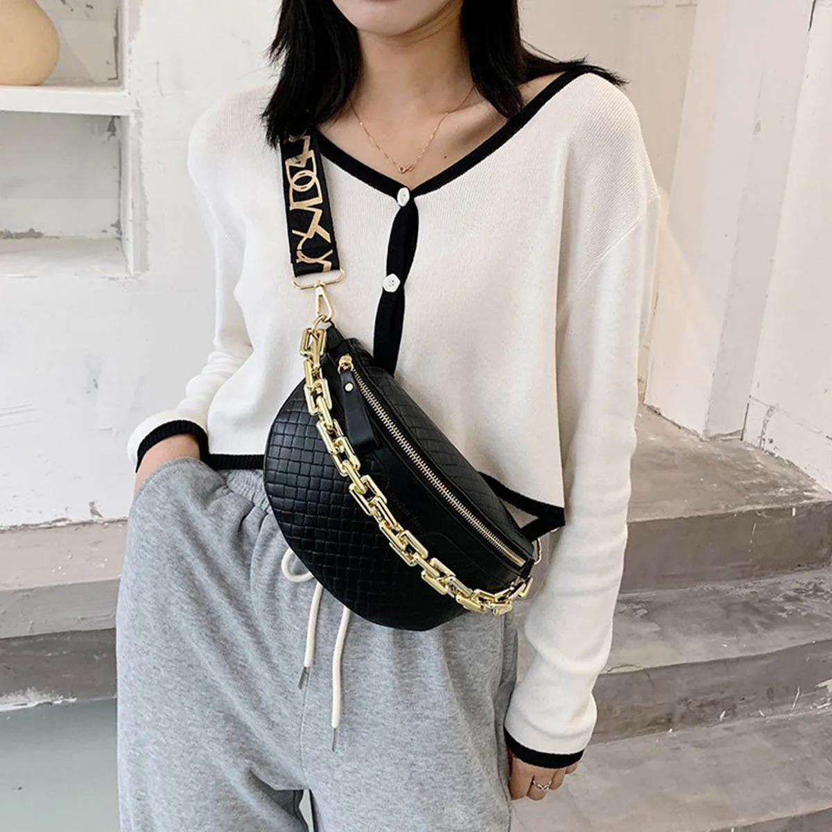 

New Luxury Chain Chest Bags for Women High Quality PU Shoulder Bag Cute Purse and Handbag Brand Woven Crossbody Bag Waist Pack