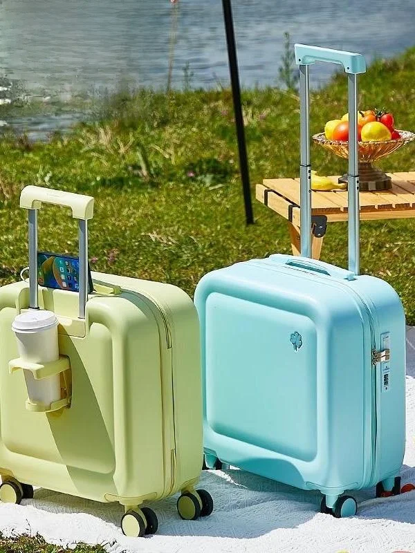 valise-d'enfant-legere-et-portable-de-18-pouces-compatible-points-de-controle-motif-dessin-anime-avec-serrure-a-combinaison