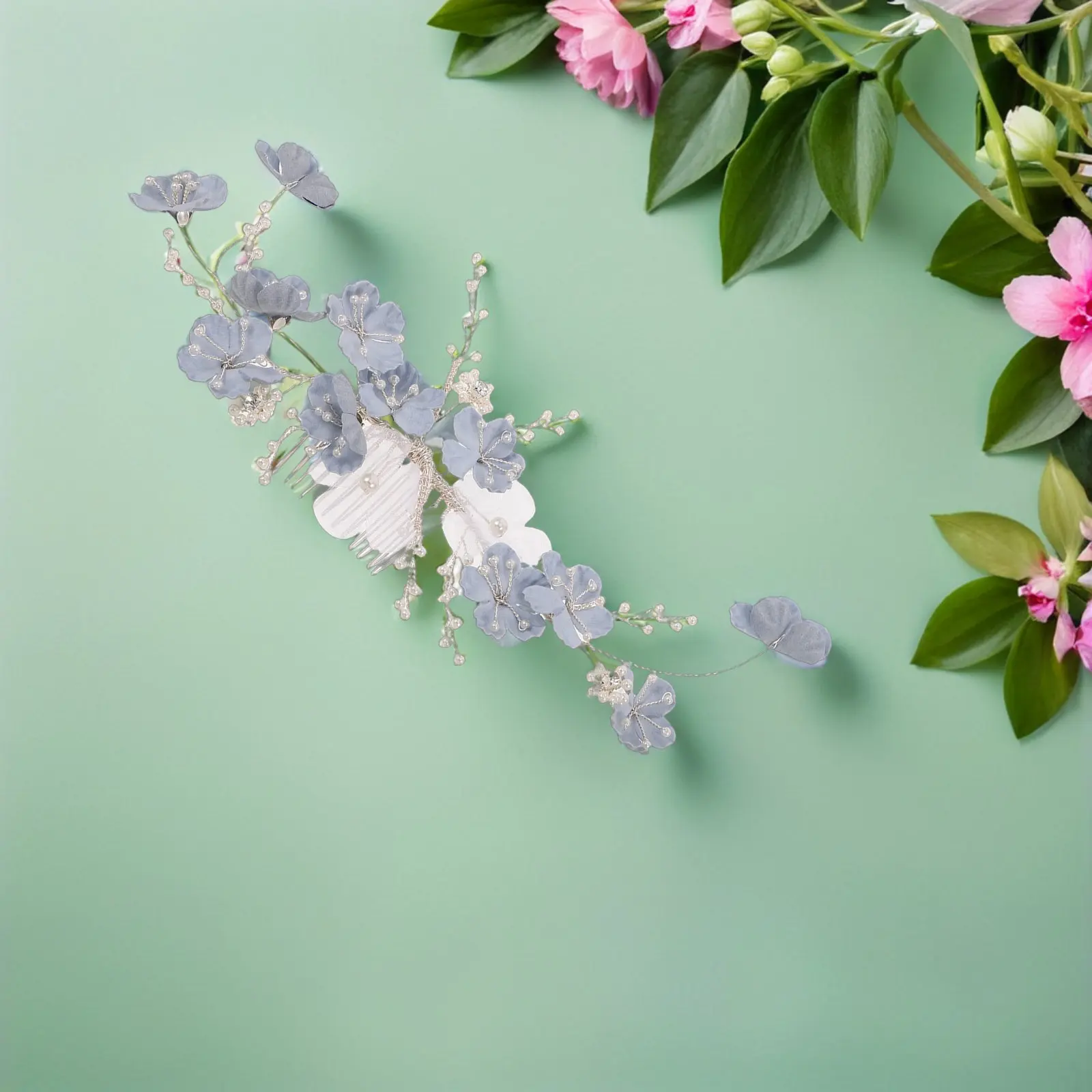 pente-de-cabelo-floral-elegante-azul-perola-para-noivas-e-madrinhas-acessorio-vintage-para-eventos-formais-e-casamentos