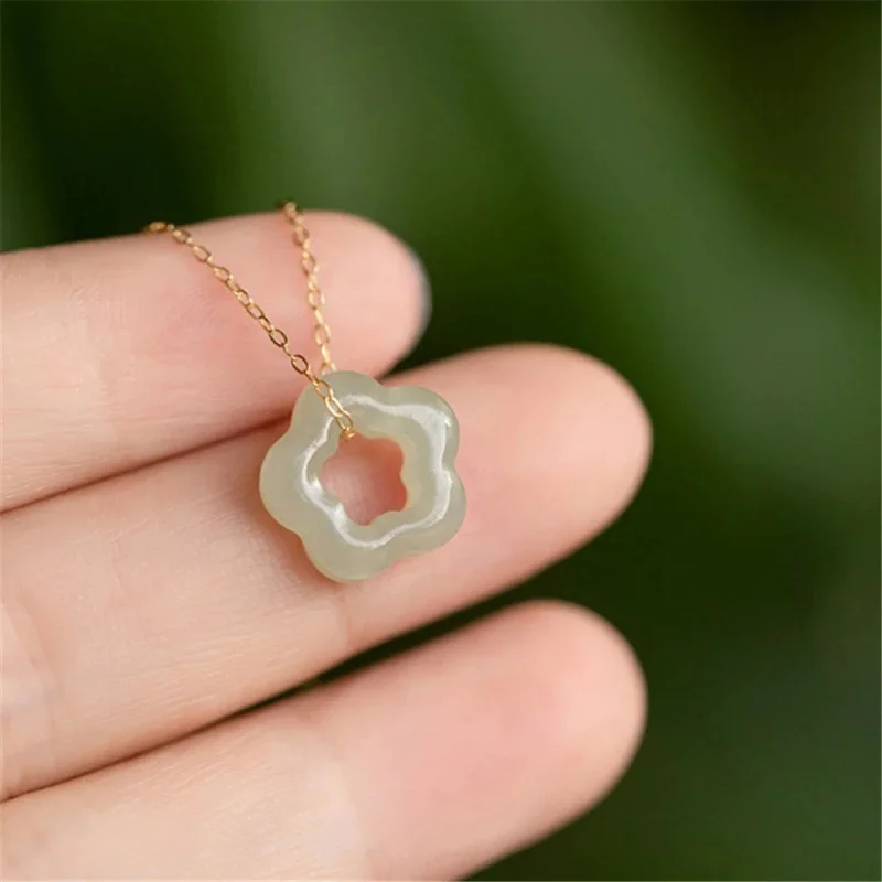 Accessories for Women Natural Hetian Jade Plum Blossom Star Pendant Necklace for Women Sterling Silver Chain Jewelry Collares