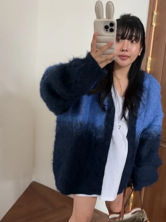 Ladies Thickened Knitted Sweater Cardigan Loose Casual Style Winter New Arrival Gradient Color Lazy Fashion Knitwear Top