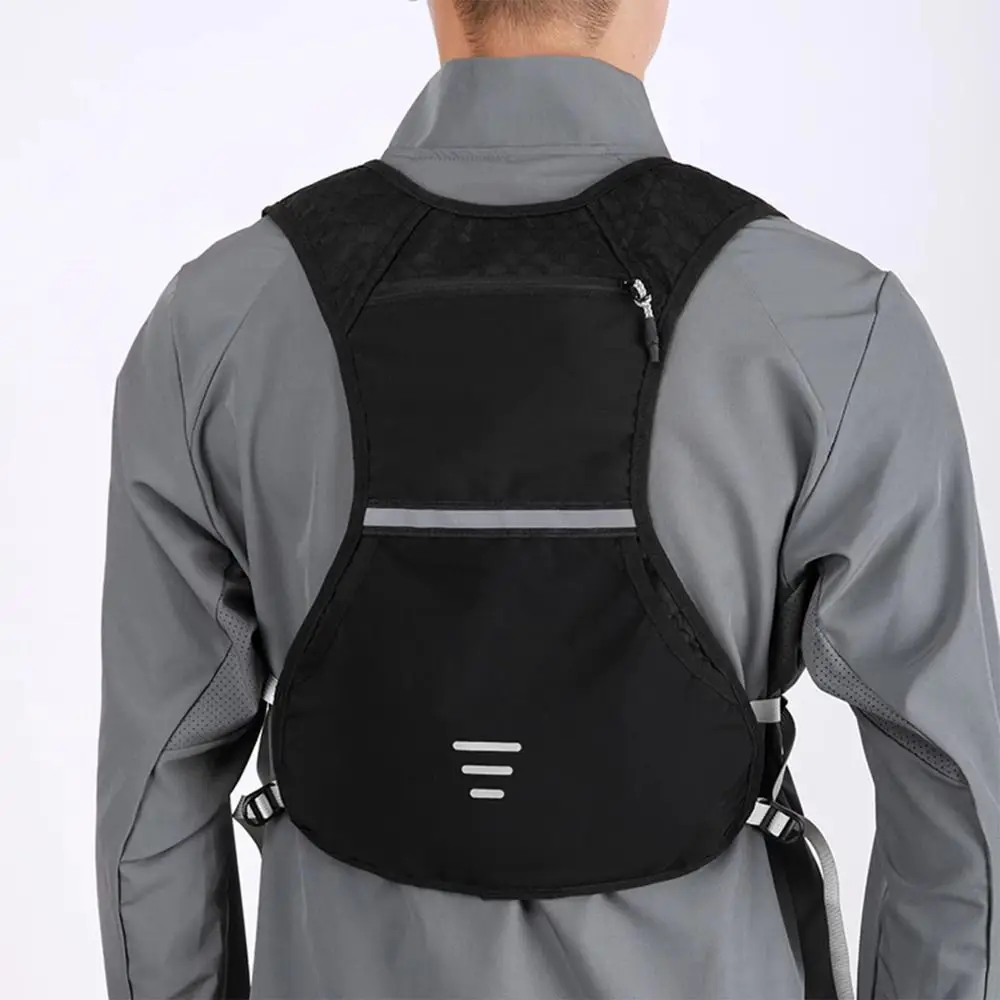

Waterproof Running Vest Pack Adjustable Breathable Running Hydration Vest Bag Convenient Multifunctional Outdoor Running Vest