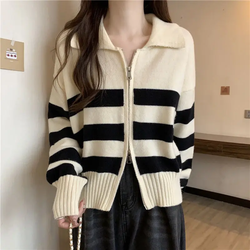 Suéteres de punto para mujer, chaquetas elegantes a rayas, Top de moda 2025 con mangas largas, cárdigans estéticos de tendencia para jóvenes, Polos para mujer
