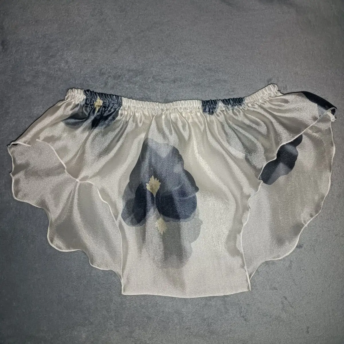 남성용 섹시 실크 플로럴 프린트 시스루 광택 슬립 반바지 실키한 부드러운 루즈핏 여성용 편안한 잠옷