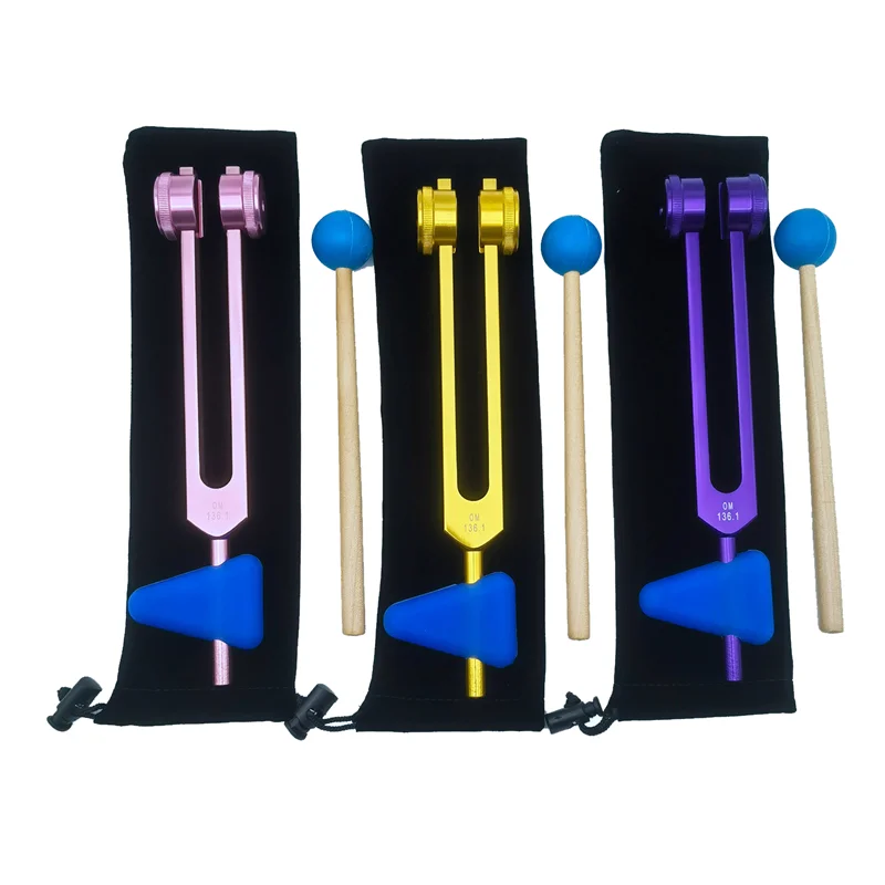 ハンマー付きアルミニウム合金チューニングフォーク,ヒーリングチャクラ,サウンドセラピー,ストレス解消,ゴールド,136.1,om136.1