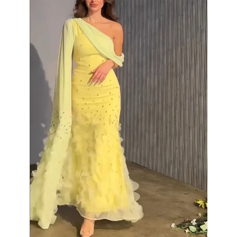 Maßgeschneiderte elegante Damen-formale Abendkleider mit Spitzenrüschen und extra langen Braut- und Hochzeits-Abschlussballkleidern für die Geburtstagsfeier – Detail 1