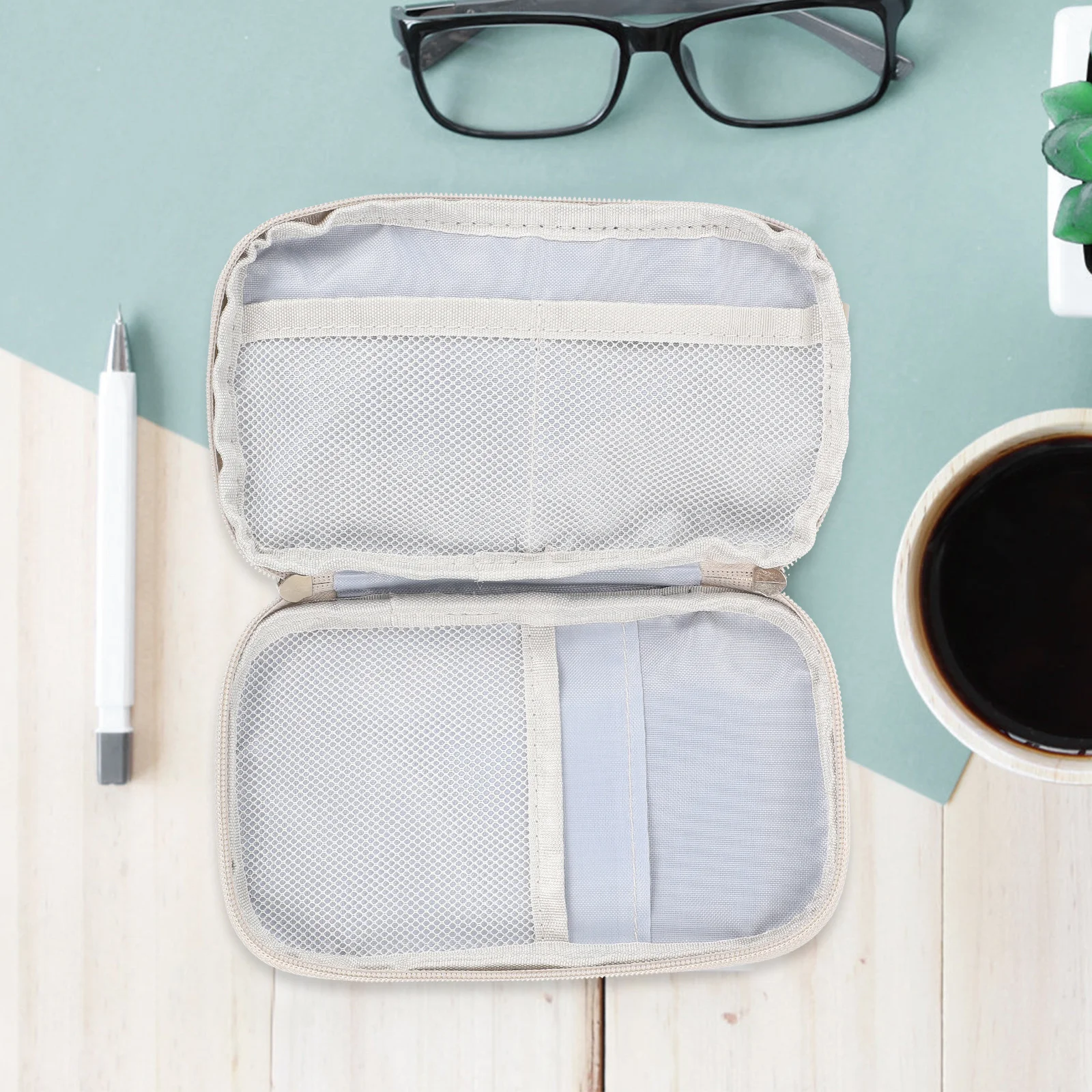 

Multifunctional Large Capacity Pencil Pouch Three Layers Portable Pencil Case Zipper Pen Bag for Students Study Accessories