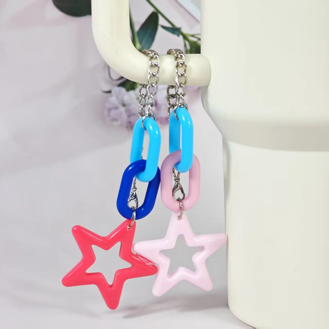 Fashionable Chain Star Cup Chain Good-Looking Accessory for Stylish Outfits