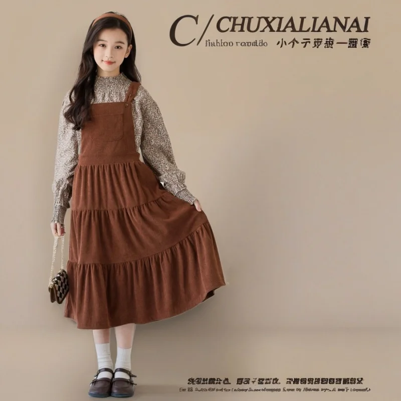 

Mori style2025Girls' Autumn and Winter Set Retro Floral Mid-Length Corduroy Strap Dress Two-Piece Set