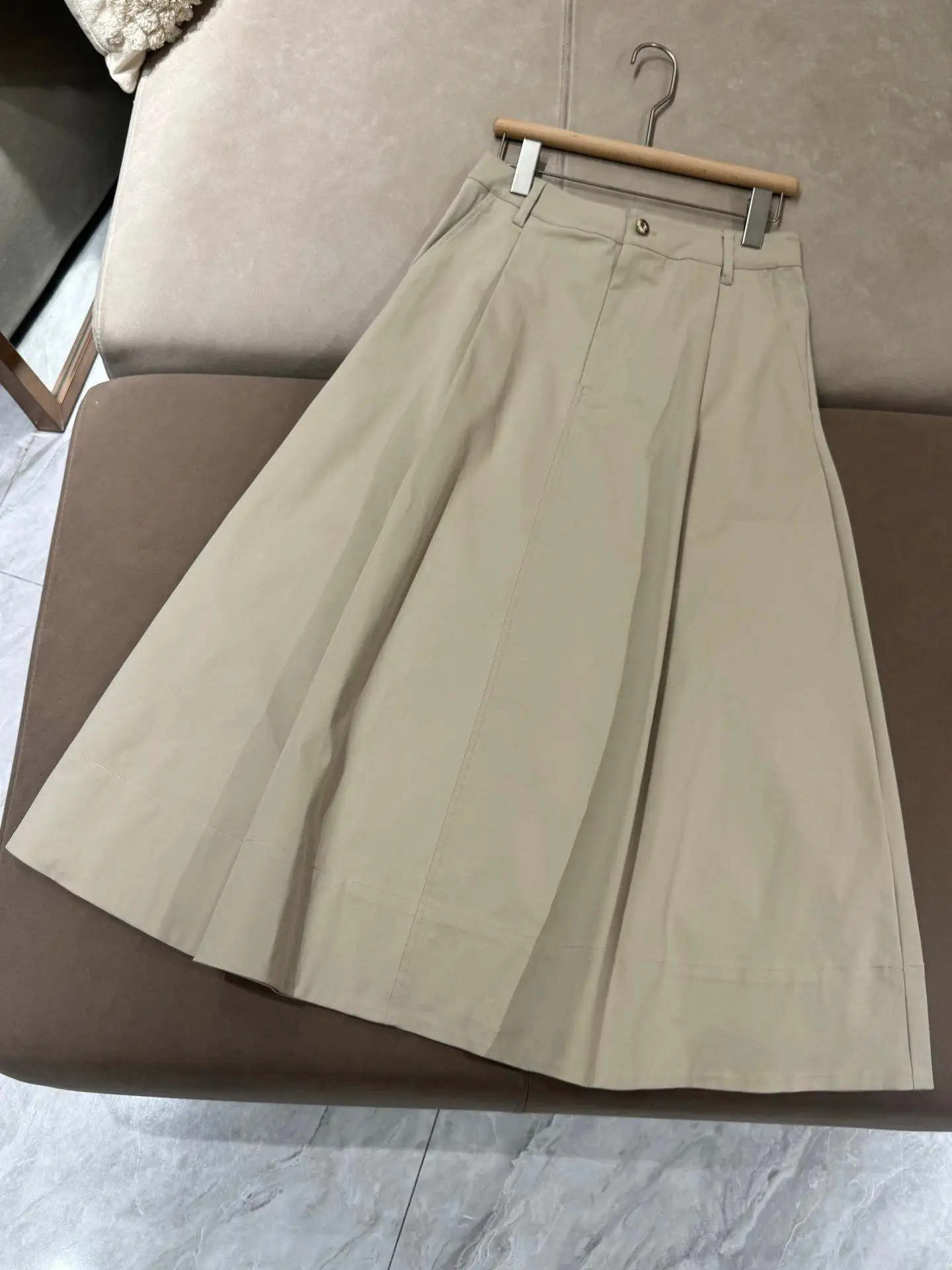 

Spring-summer classic and versatile cotton A-line long skirt