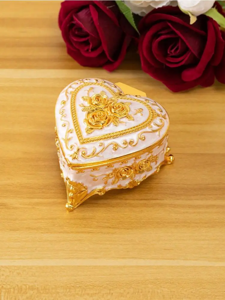 Jewelry StorageMetal Creative European Vintage Jewelry Box Small Gold-plated Hand-painted High-end Rose  Box Cotton Swab Box Val