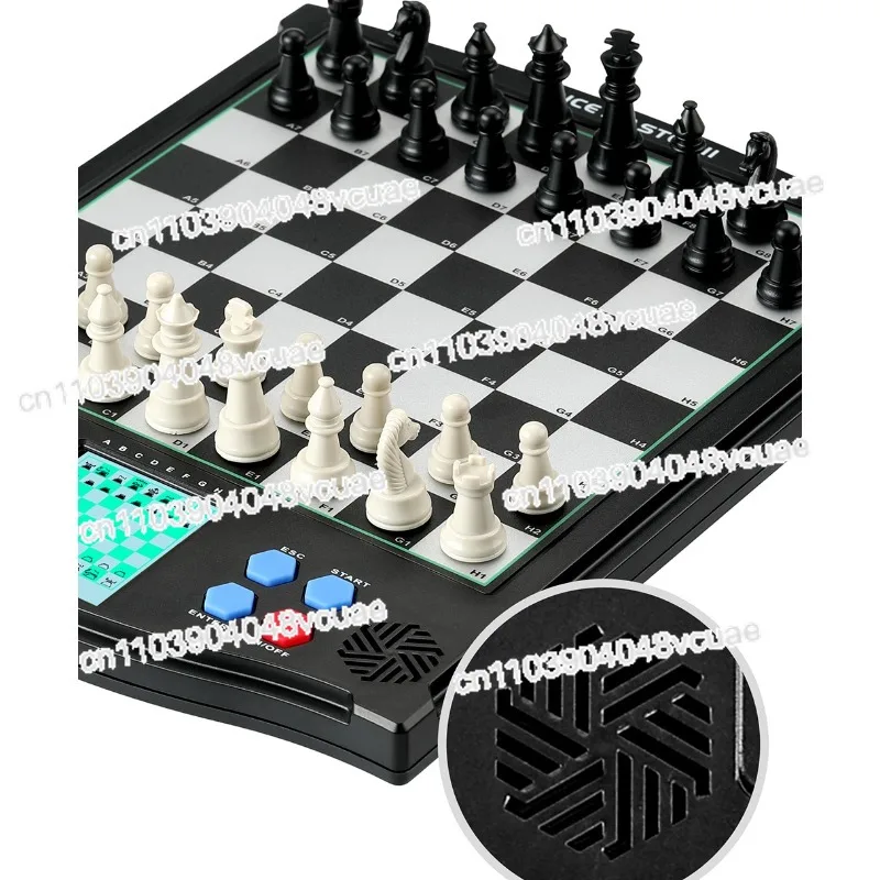لعبة رقعة الشطرنج الإلكترونية للرجال مقابل لعبة لاعبين مدرب جيد لتعلم الشطرنج الإنجليزي الألماني