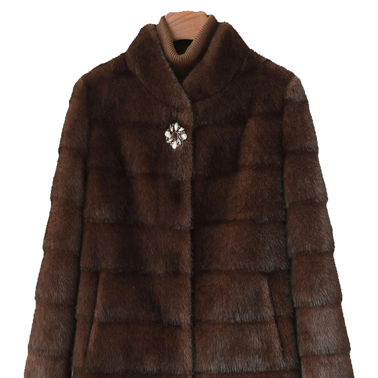 Golden mink fur coat for middle-aged and elderly people, short women's and mom's style, fashionable mink fur coat, 2025 winter n