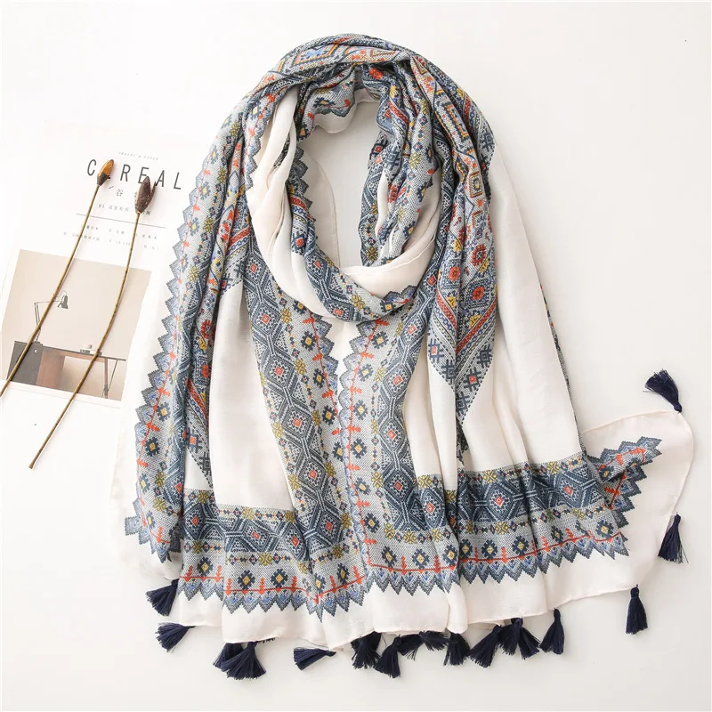 Bohe Style Plaid Print Women Scarf Retro Floral Pattern Fringed Shawl All-month Sunscreen Ethnic Scarves Female Foulard Bandana