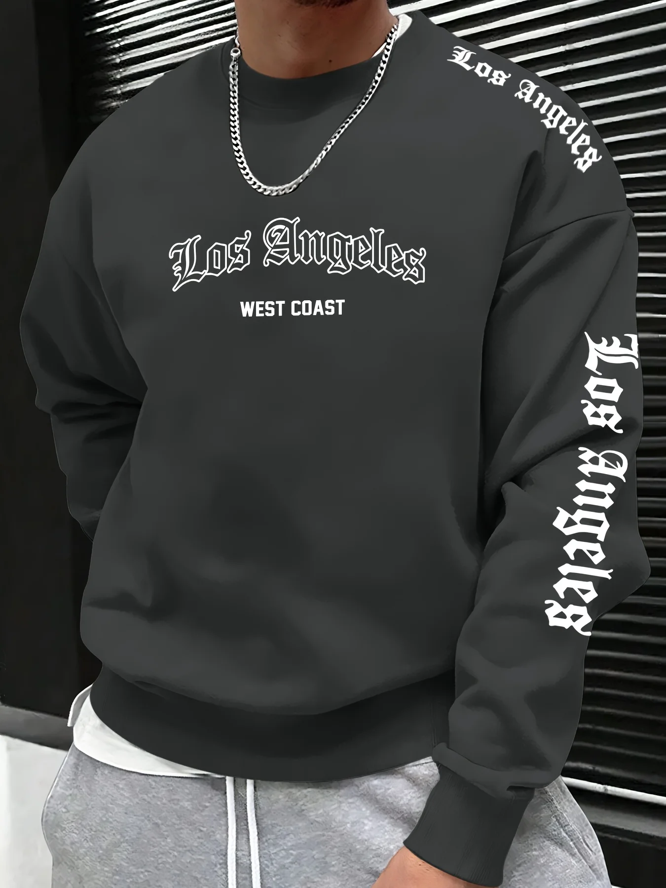 2026 Autumn/Winter Men's Round-neck Sweatshirt with Letter Print - Comfortable Soft Casual Fashionable Streetwear for Men
