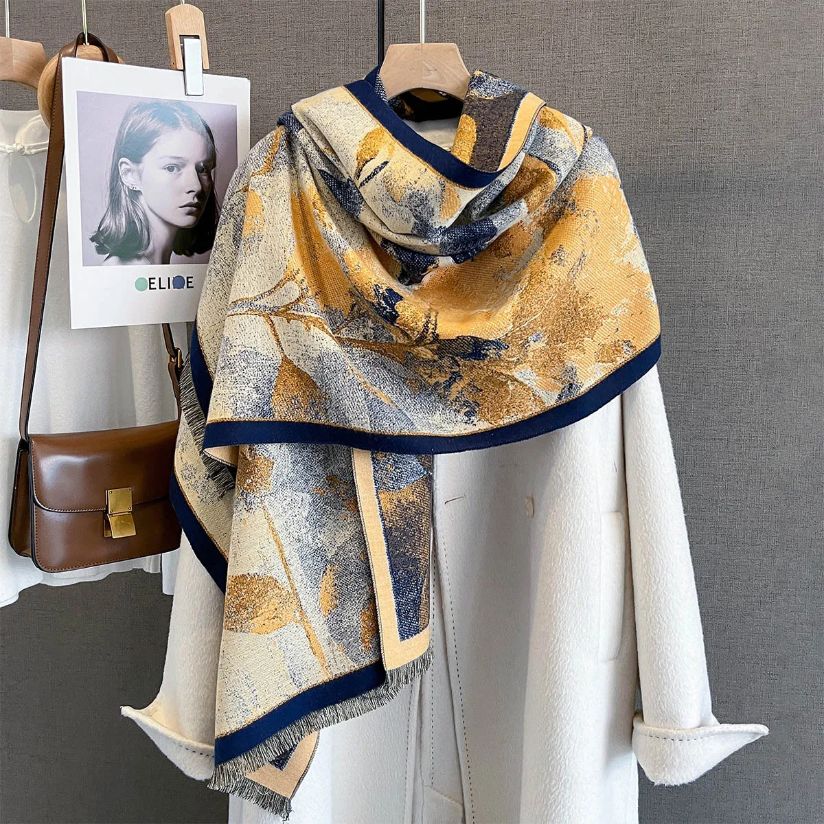 

New Luxury Warm Scarf For Women Autumn/Winter Tassel Pashmina Shawl Imitation Cashmere Thickened Warps Coldproof Blanket