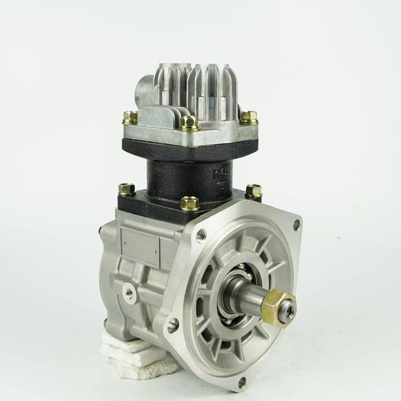 

Горячая продажа насоса двигателяISUZU Isuzu 6HH1 в сборе 8-94396891-4/7309