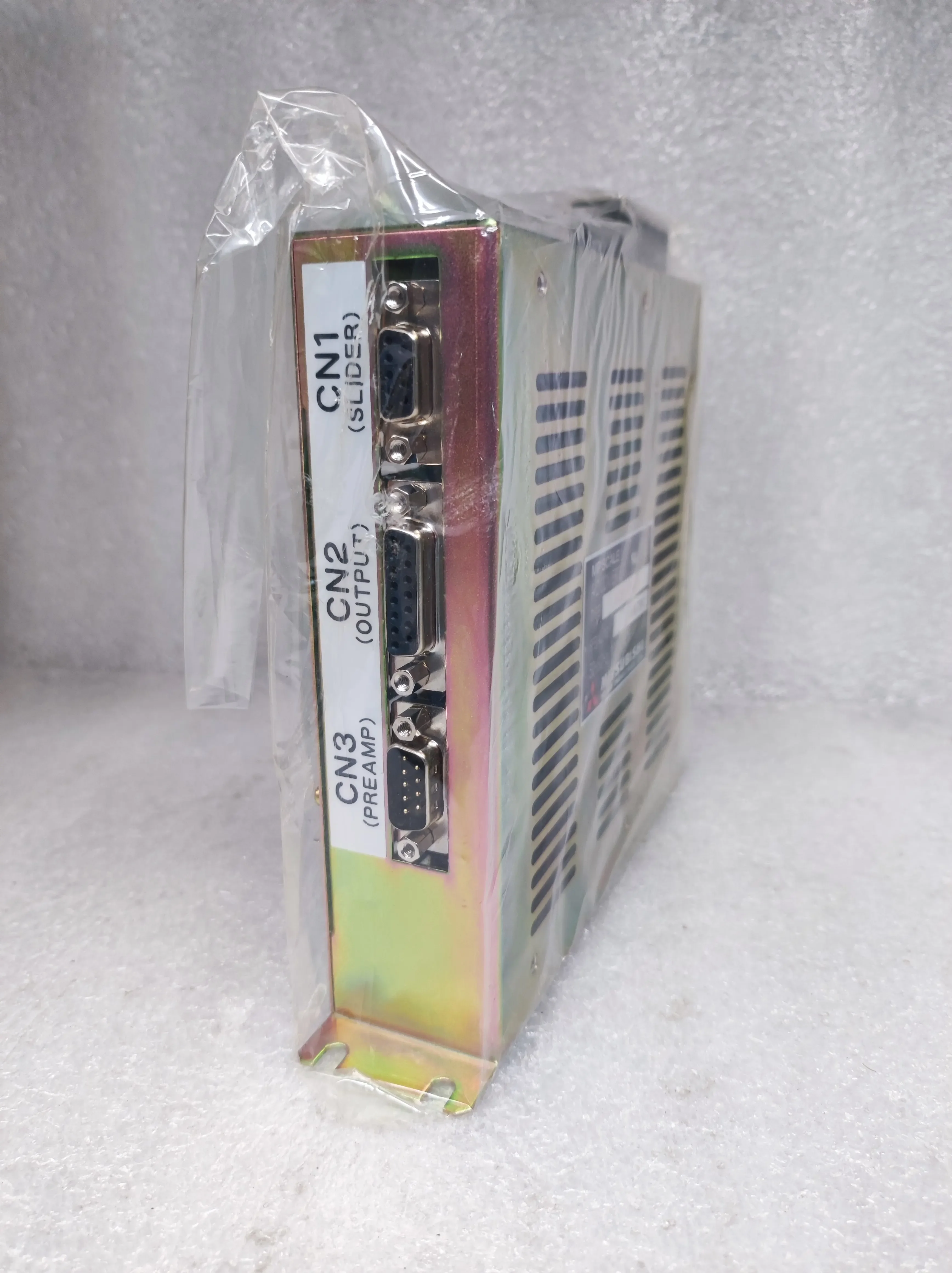 ينطبق على مسطرة ميتسوبيشي ADS-20J10 ADB-20J10 MP مع سرعة عالية ودقة عالية محول A/D للطاقة، أصلي