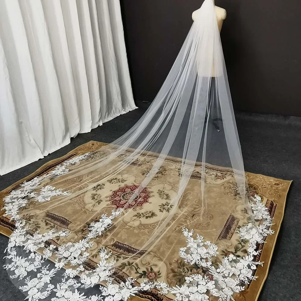 High Quality Vintage Wedding Veil 3.5M Long Special Cut Royal Bridal Veil with Comb Bling Sequins Lace Veil Wedding Accessories