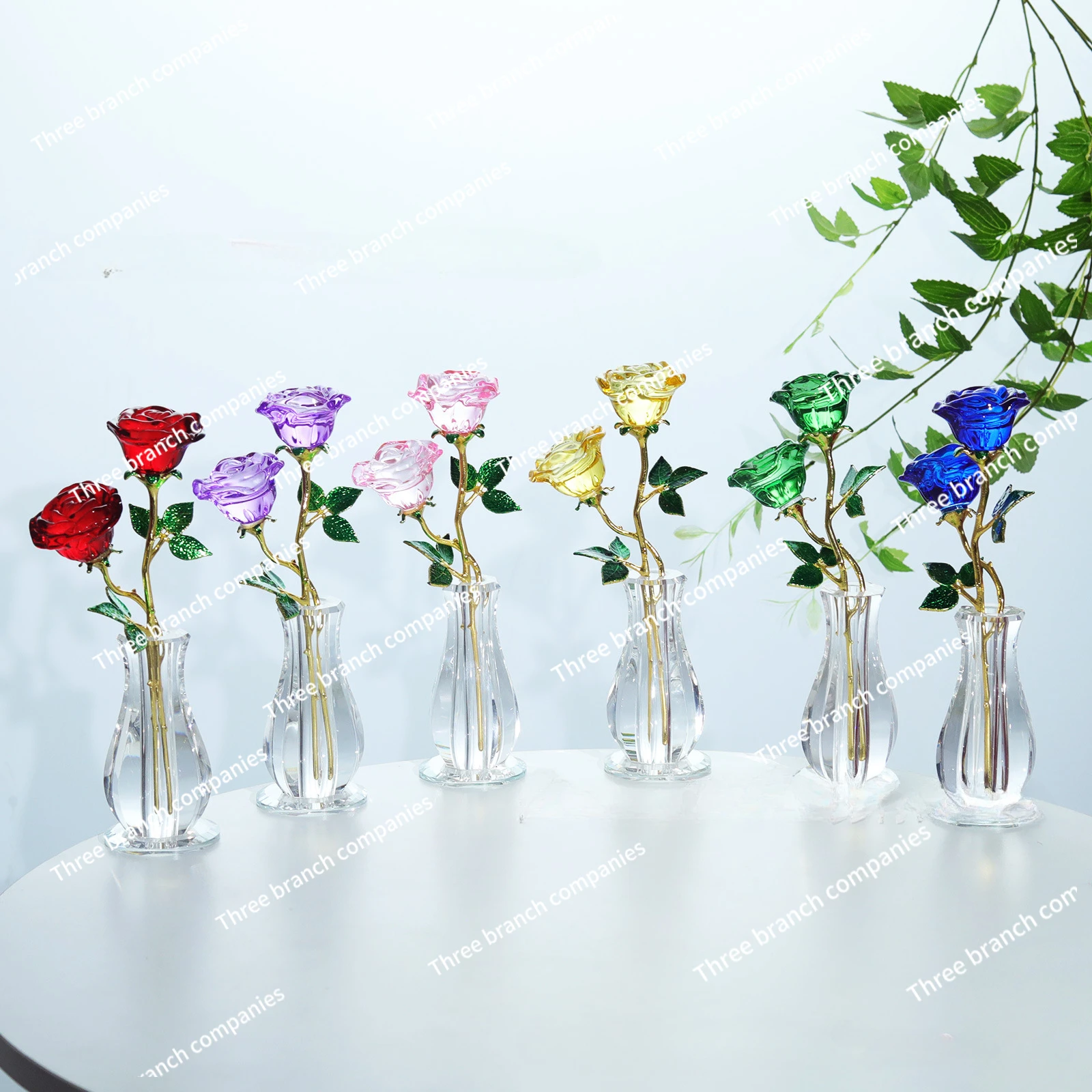 Crystal rose ornament with vase