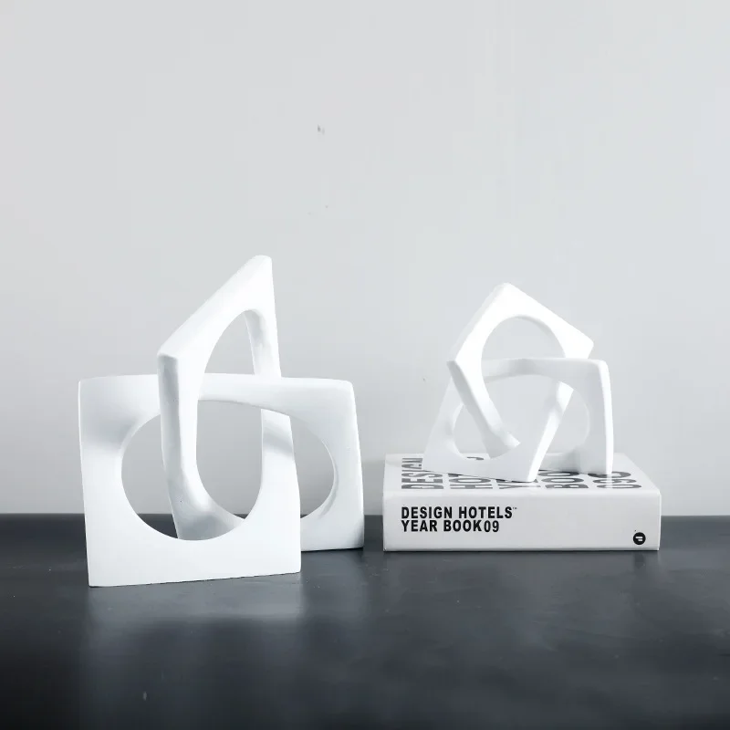 Creative Geometric Ring Sculpture White Cross Square Hollow Winding Ornaments Decorative Figurines Home Decoration Accessories