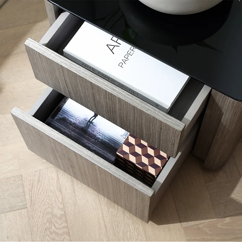 طاولة بجانب السرير من الخشب الصلب الإيطالي البسيط من الزجاج المقسى، طاولة بجانب السرير لغرفة النوم الإبداعية ما بعد الحداثة #5