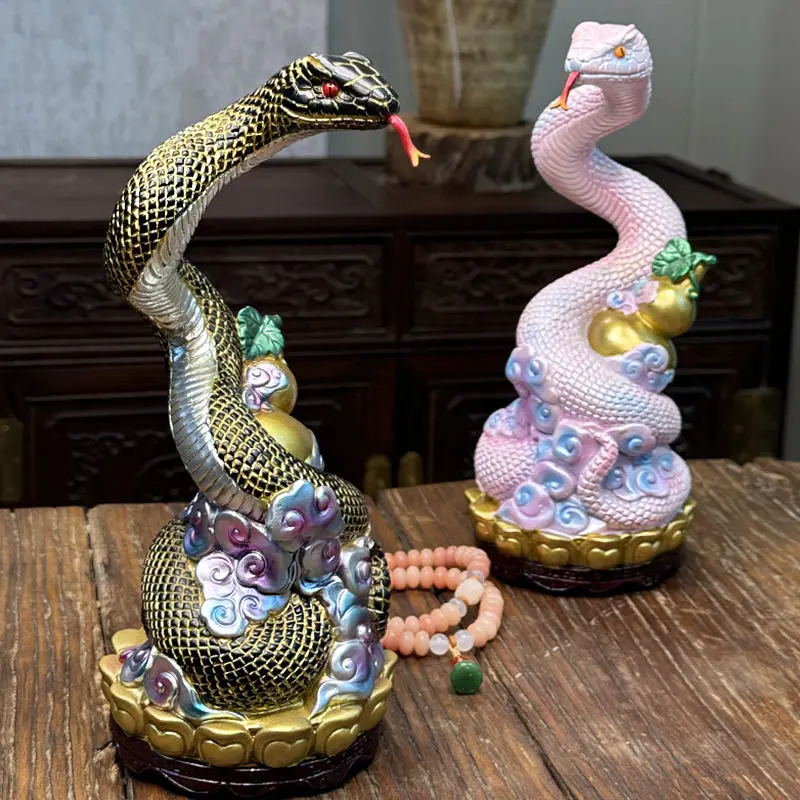 Chinese style Changxian python python real body ornaments statue hall entrance Northeast five immortals ornaments