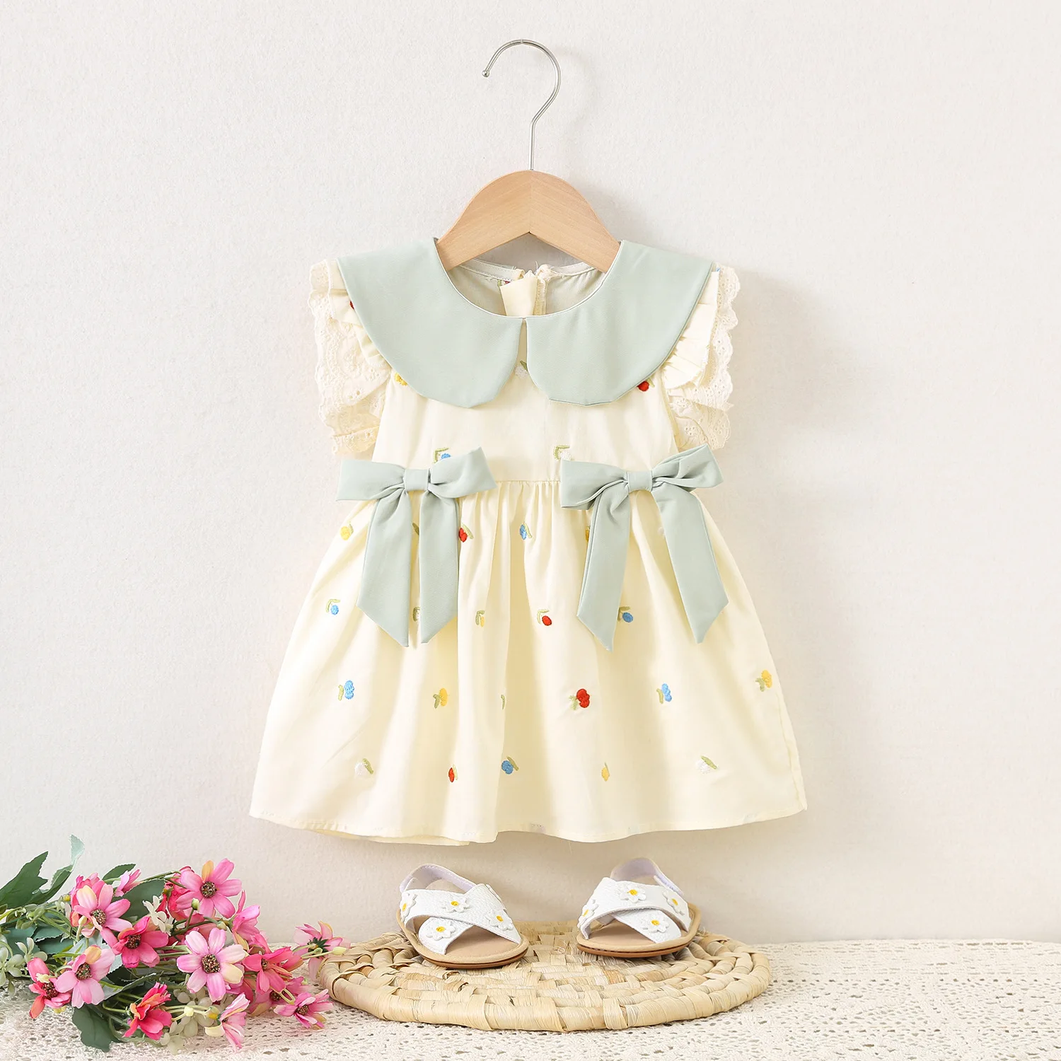 Baby Mädchen Kleid Sommer Baumwolle Voller Druck Blume Kleine Fliegen Ärmel Mädchen Kleid Nette Revers Mädchen Prinzessin Kleid Baby Kleidung Mädchen