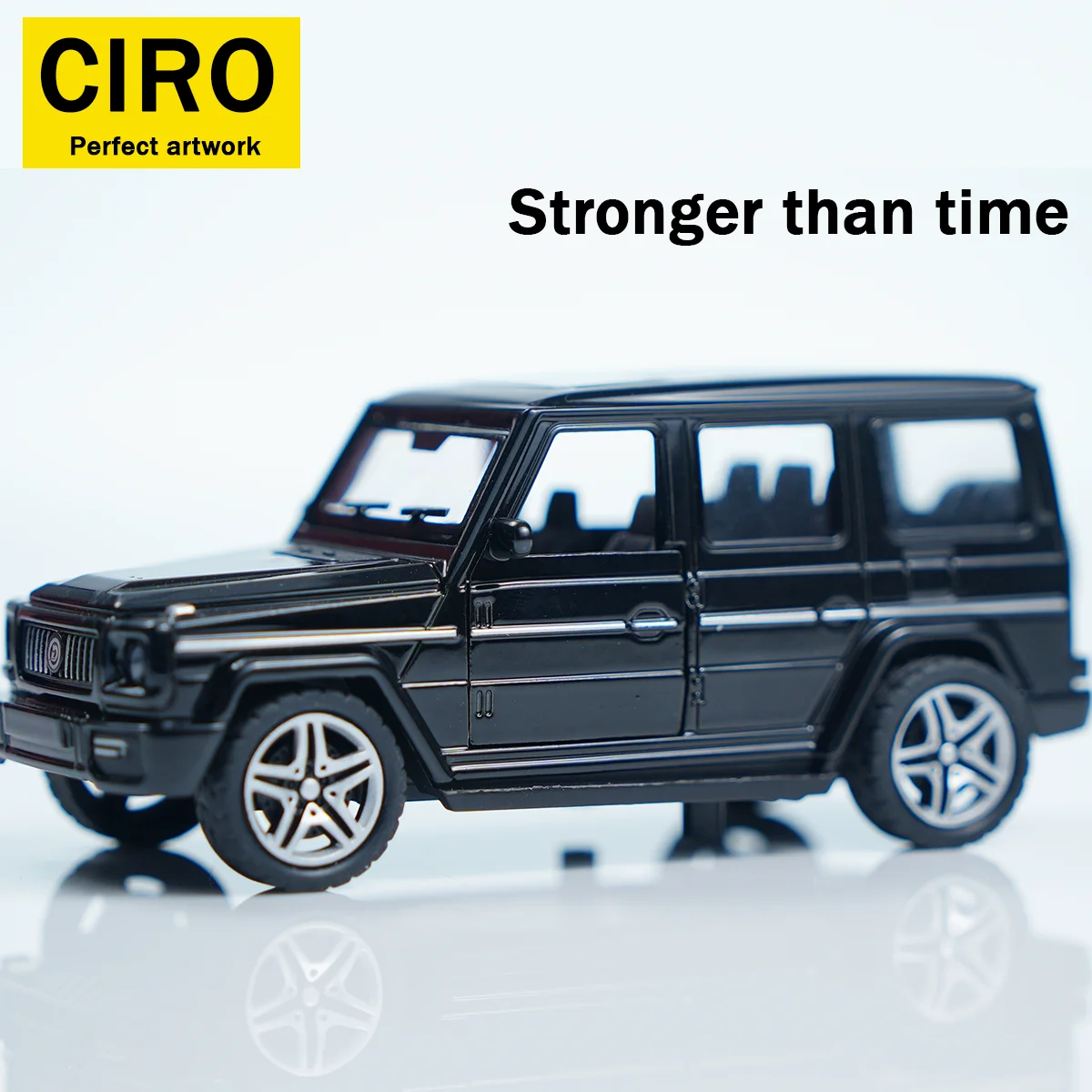 1:43 合金両開きドアバックおもちゃの車 |      ビッグ G レプリカ モデルは押したり引いたりして遊ぶことができます。 ドアは開けられ、詳細に記載されます。 コレクション / 装飾 / ギフトに最適な選択肢。 カーファンの必需品。