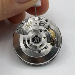 3285 watch movement GMT SH VR 3285 for 126710 4-hand engraved oscillating weight blue balance wheel fish scale grinding