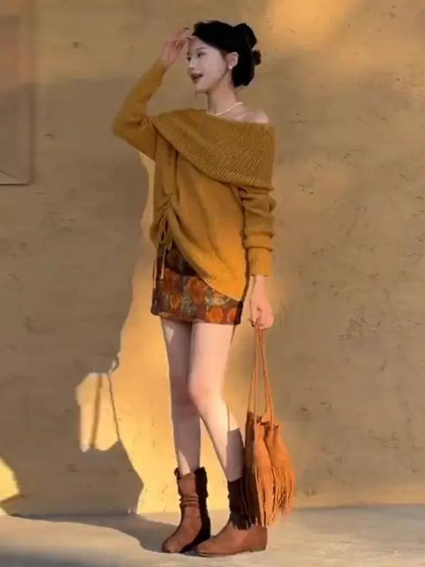 

Ретро-модный комплект из свитера на одно плечо и юбки с принтом, молодежный весенний ансамбль для девушек 20-26 лет