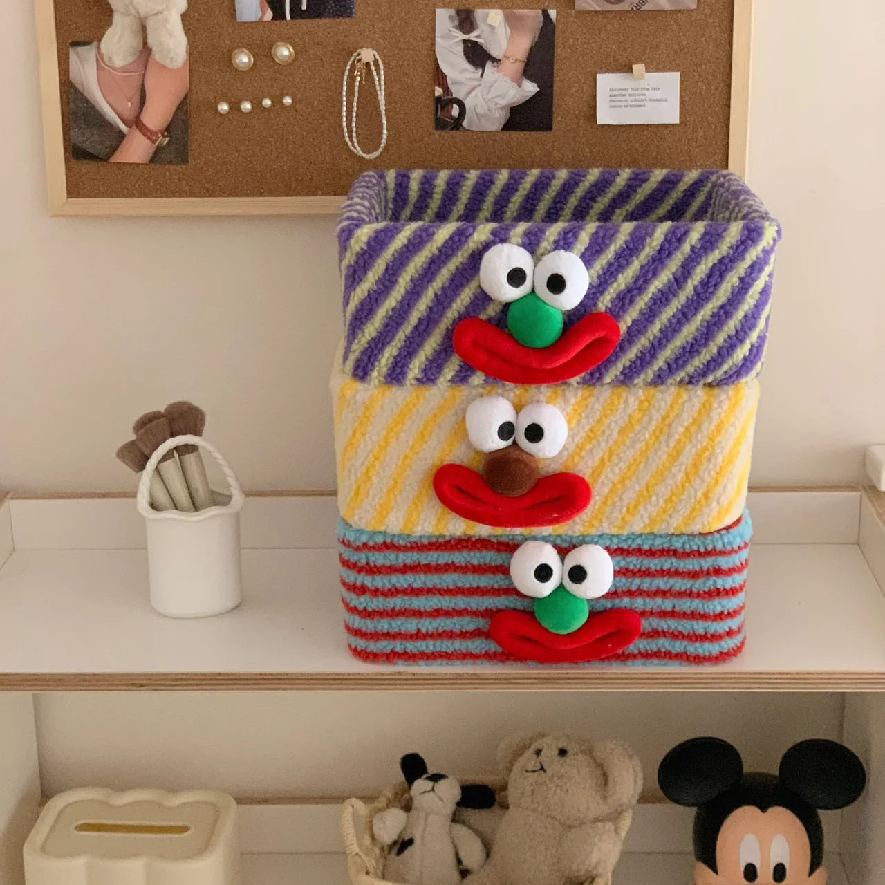 Creative Clown Storage Box, Lamb Plush Tabletop Miscellaneous Jewelry, Cosmetics Storage Basket Home Organization and Storage