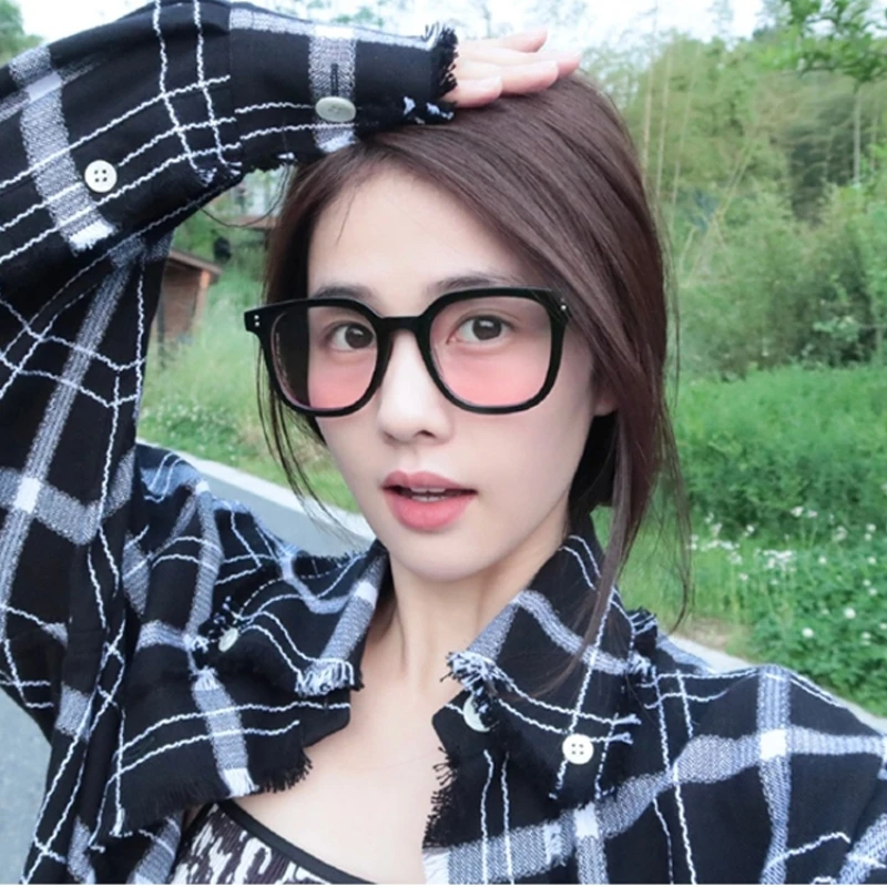 New Fashion Large Frame Glasses Men and Women Anti Computer Radiation Anti Blue Light Protection Flat Glasses