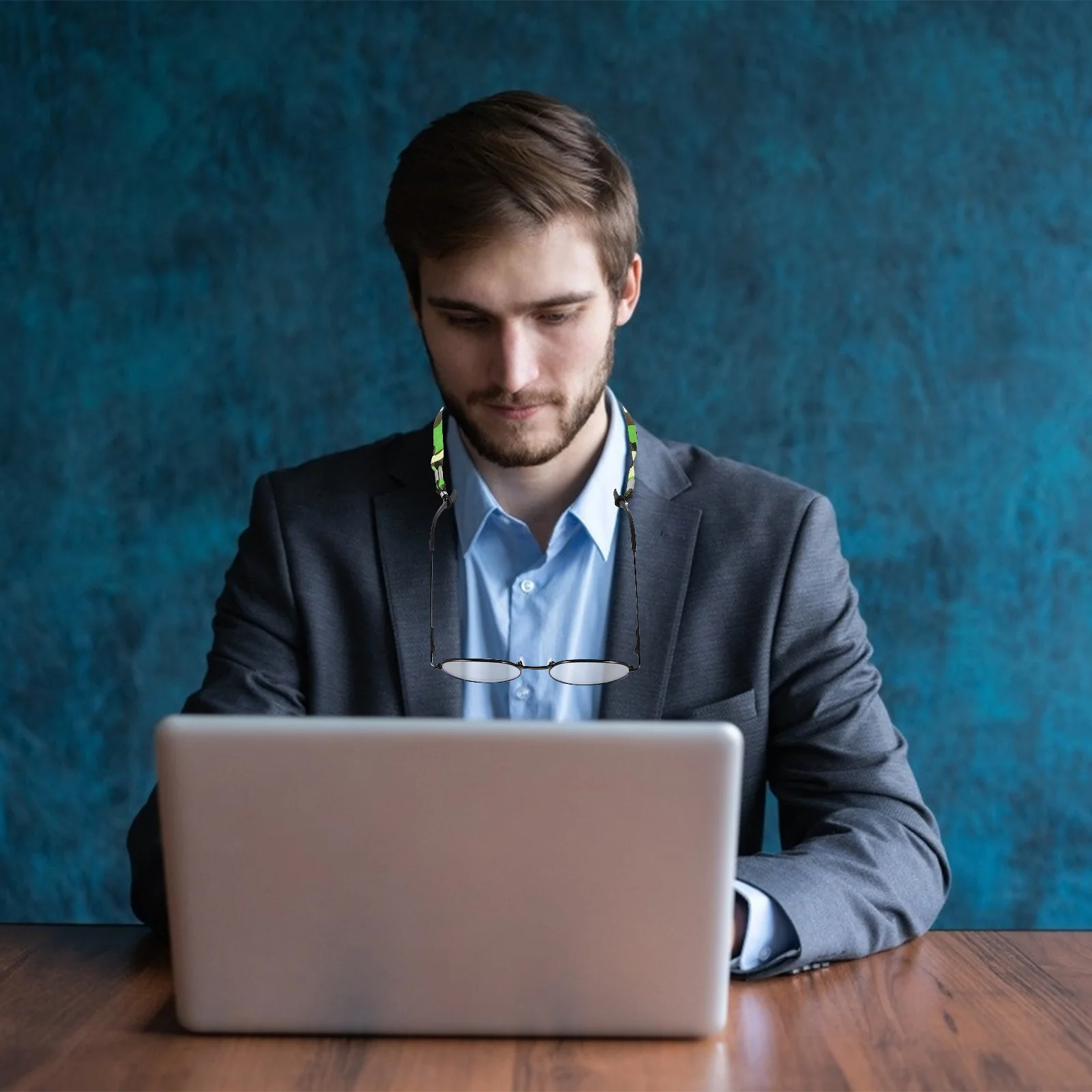 

4Pcs Adjustable Polyester Glasses Lanyard Sunglasses Rope Eyeglasses Strap Anti-Lost Portable Eyewear Fixing Rope Hanging Strap