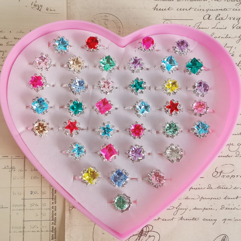 12/36 Pcs/box Adjustable Alloy Crystal Baby Girl Rings Fashion Children with Heart Shaped Showcase Gift Jewelry