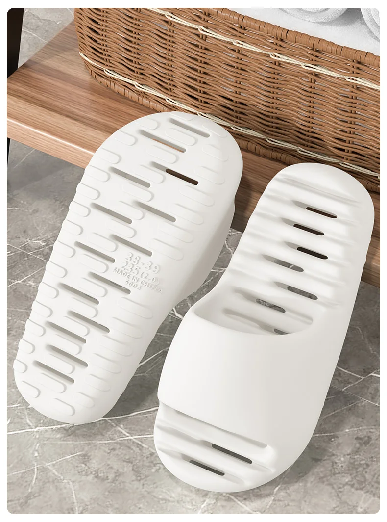 Schnell trocknende, wasserableitende Badezimmer-Slipper für Männer und Frauen, geräuscharme, weiche EVA-Sohle, rutschfeste, hohle Strandsandalen für drinnen und zu Hause. – Detail 13