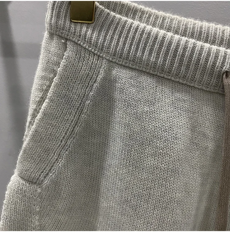 2025 Summer New Fashion Wool Knit Comfortable Wool Knit Casual Short Pants Black Gray