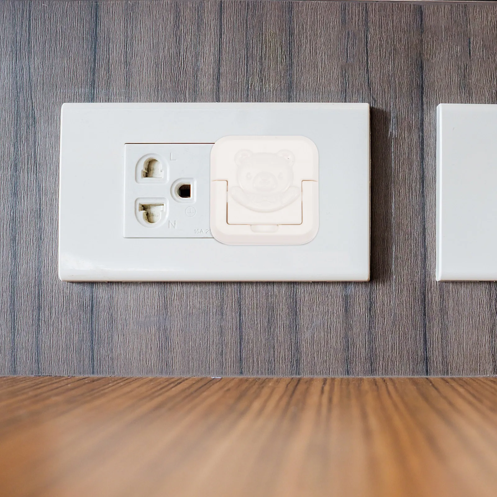 Outlet Cover Childproof - 20 قطعة من أغطية المقابس الكهربائية
