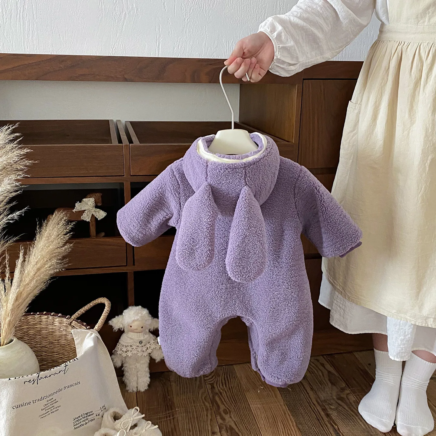 ثوب فضفاض للأطفال الصغار 2025 شتاء سميك دافئ أرنب الرضع طفل الفتيات حللا صوف الضأن الوليد الفتيات داخلية وزرة قبعة #4