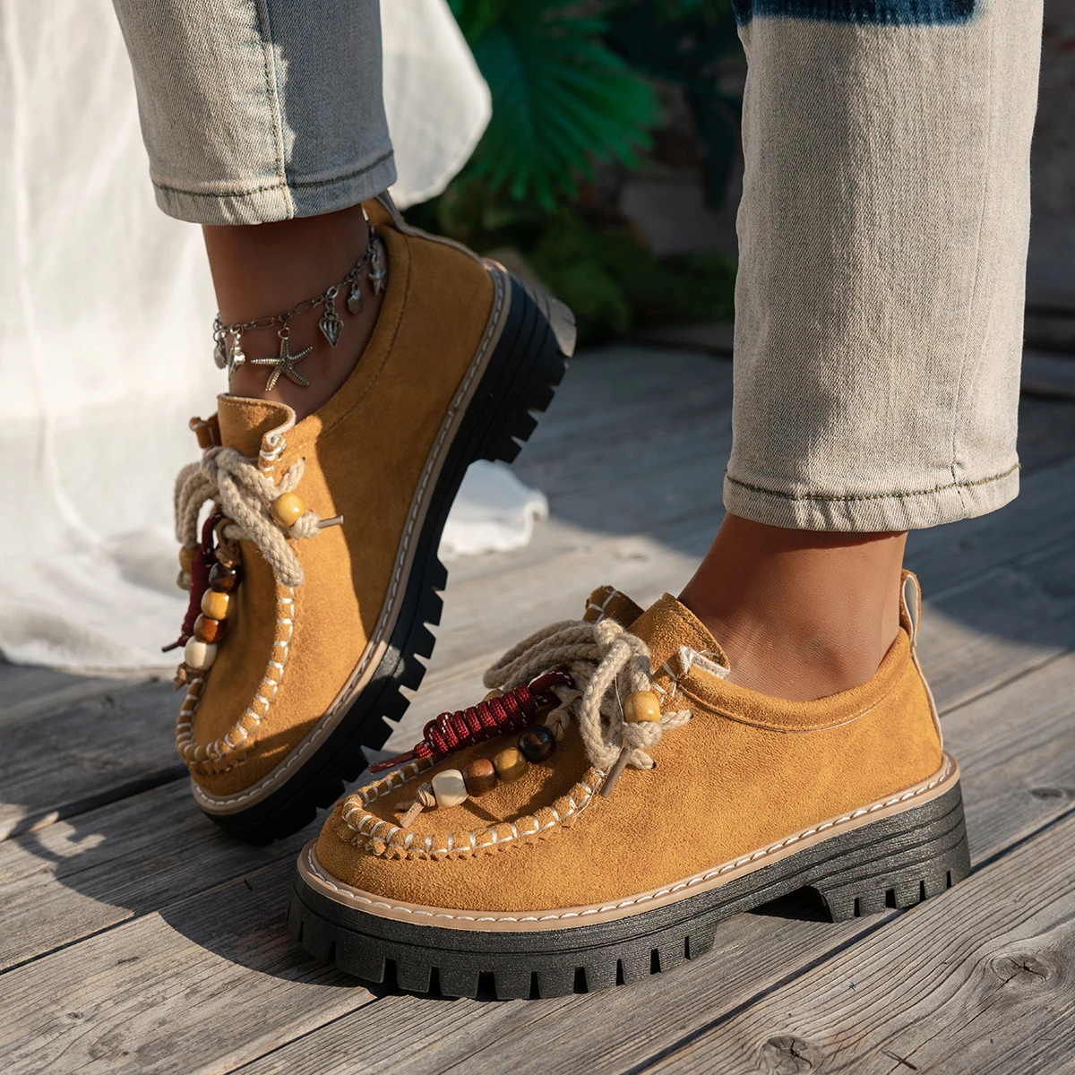 Retro Style Women Flat Sneakers 2025 New Autumn Sneakers Women Spring Anti-slip Round Toe Lace-up String Bead Shoes for Women