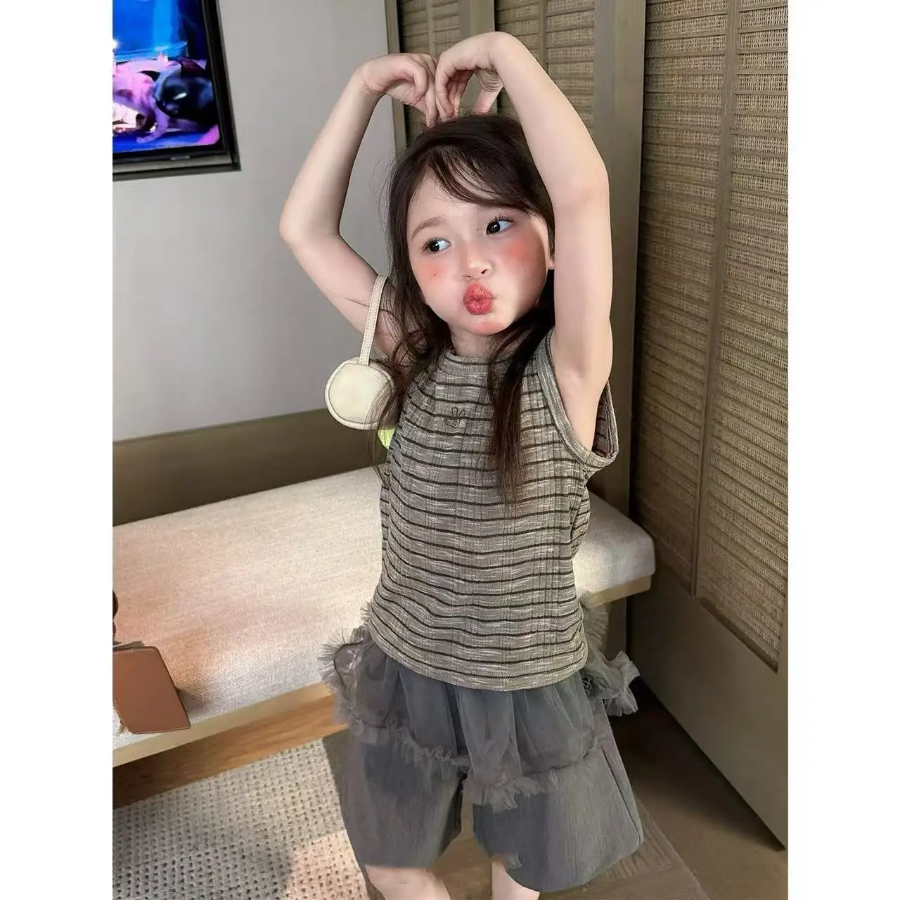 2026 Summer New Kids Clothing Girls Stylish Cool Stripe Sleeveless Vest Mesh Bum Cover Knee Length Shorts Set